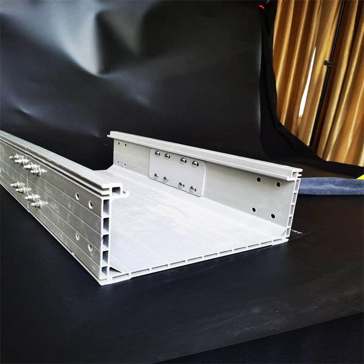 高分子电缆桥架